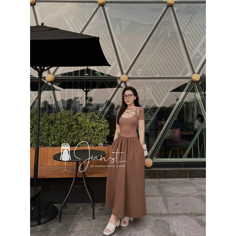 Đầm midi phối lụa cổ chéo tay con