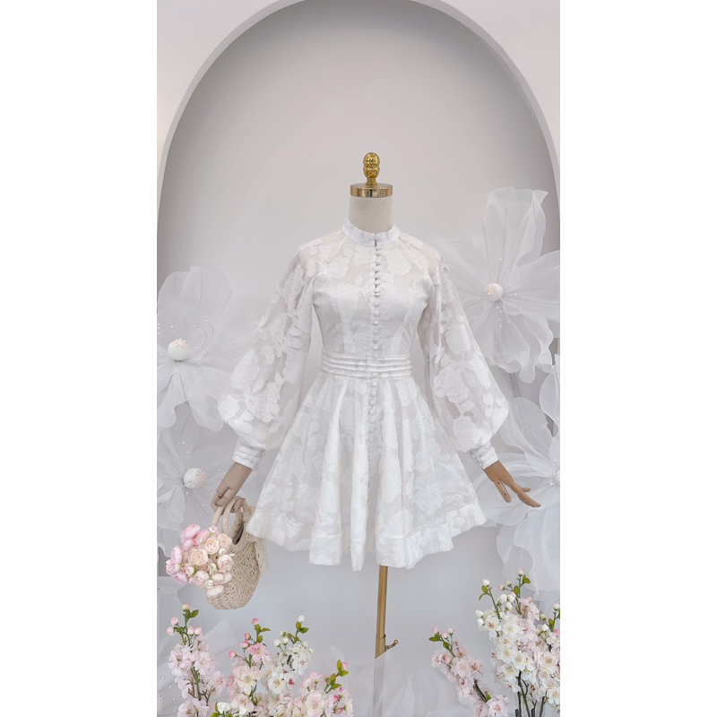 Váy xoè khuy bọc