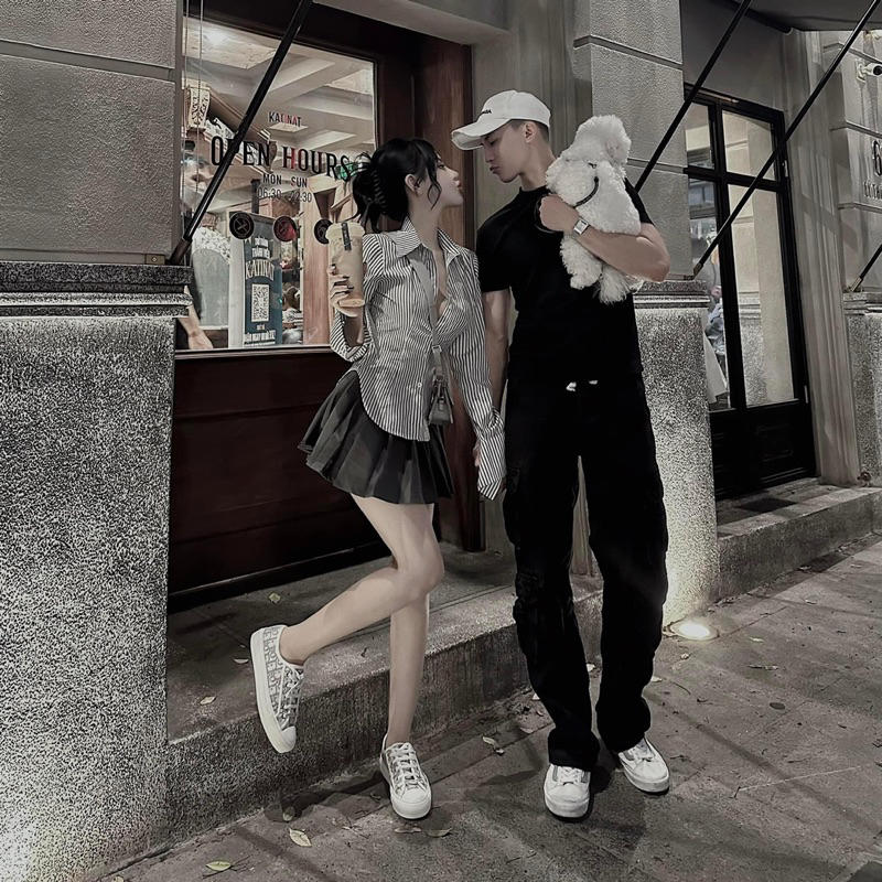 Áo sơ mi kẻ sọc dài tay cổ bẻ xinh xinh