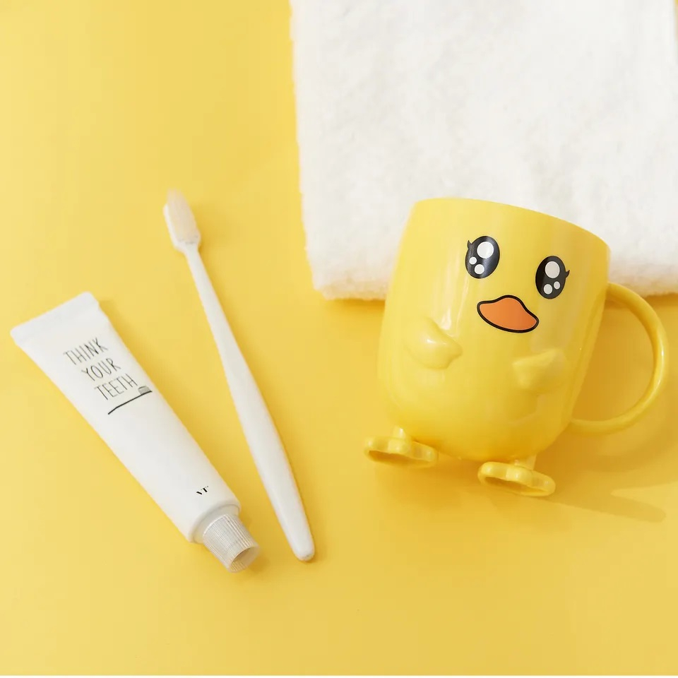 Cốc uống nước cho bé vịt con dễ thương nhựa PP 6232