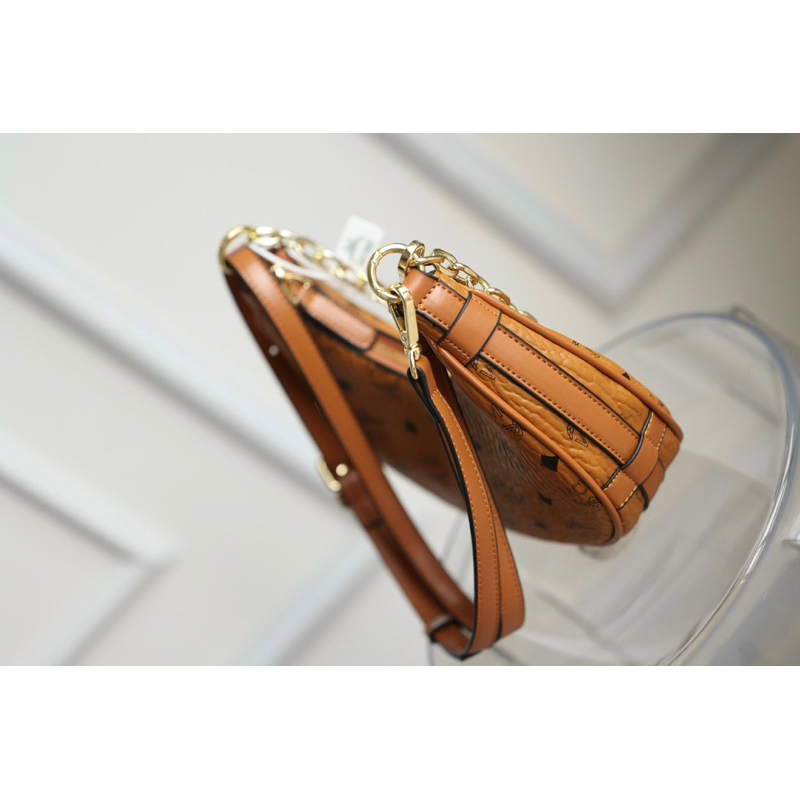 Túi đeo chéo mcm hình bán nguyệt