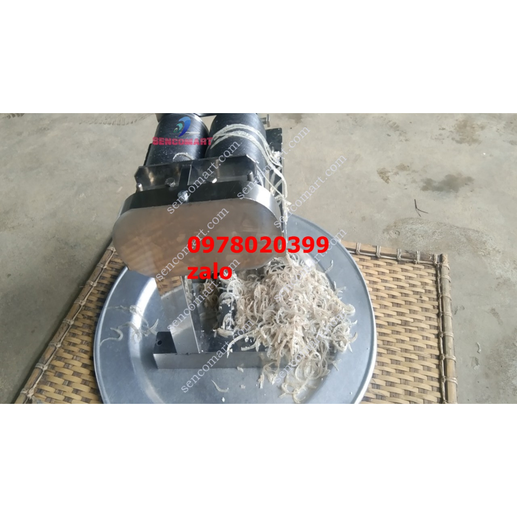 Máy xay bì lợn thành sợi chuyên dùng thái bì làm nem thính, nem nắm, nem chua