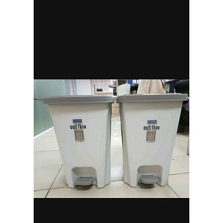 Thùng rác đạp Matsu lớn Duy Tân ( Hàng Việt Nam chất liệu cao cấp , an toàn )
