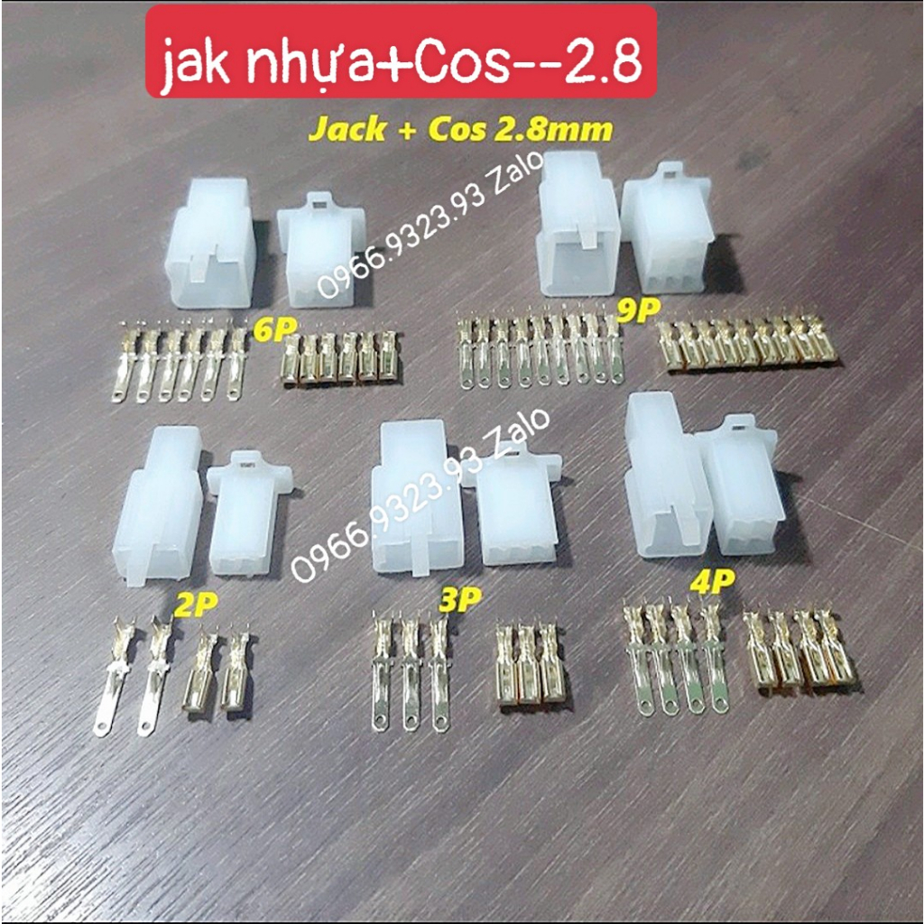 Jack nhựa 4P+ Cos 2.8 Gắn oto xe máy