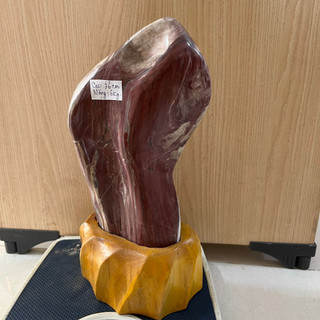 Đá, trụ đá, Cây đá phong thủy màu đỏ đô, cao 36cm nặng 6 kg cho mệnh Thổ và Hỏa