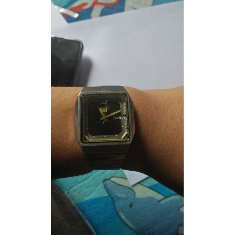 Đồng hồ Seiko 5 máy cơ nhật