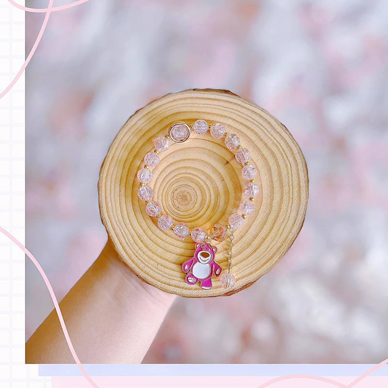 Vòng đeo tay charm Gấu Dâu có sẵn tại shop