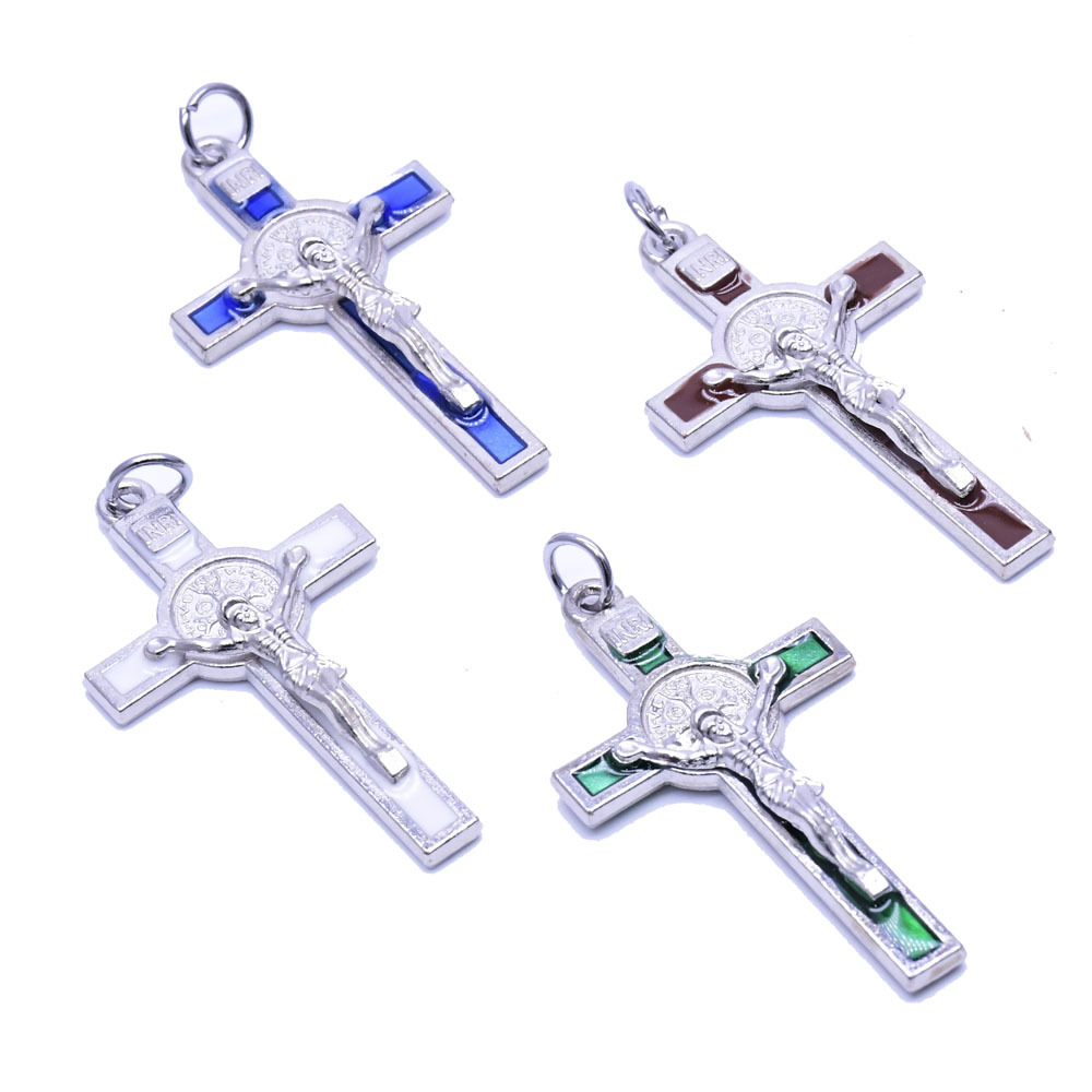 Mặt dây chuyền mạ kim loại Thánh giá kèm mề đay St.Benedicto (Biển Đức)