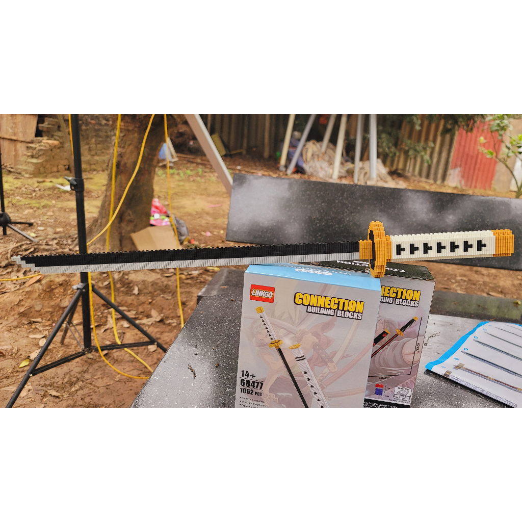 KIẾM LEGO CÓ VỎ DÀI 63CM