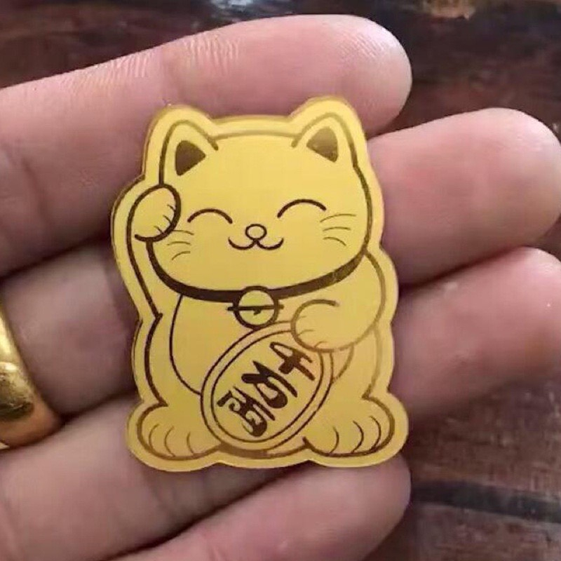 Miếng dán mèo thần tài màu vàng size nhỏ mang lại may mắn dán điện thoại