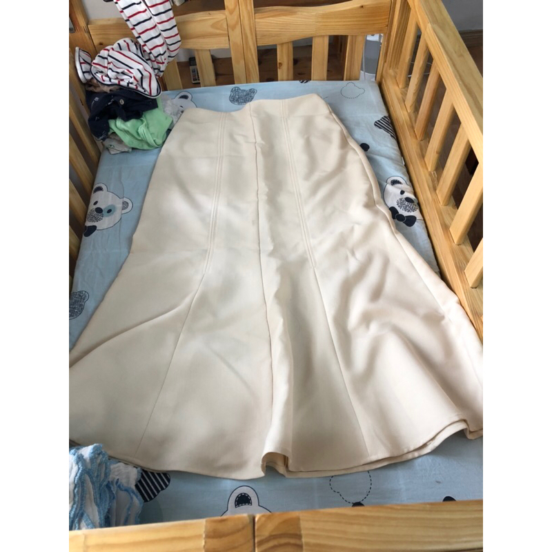 Chân váy everluxe new