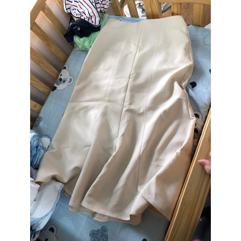 Chân váy everluxe new