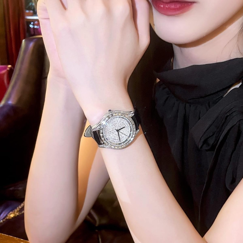 Đồng hồ nữ Scottie đá sáng sang trọng Mai Luxury Watch  SC 9355