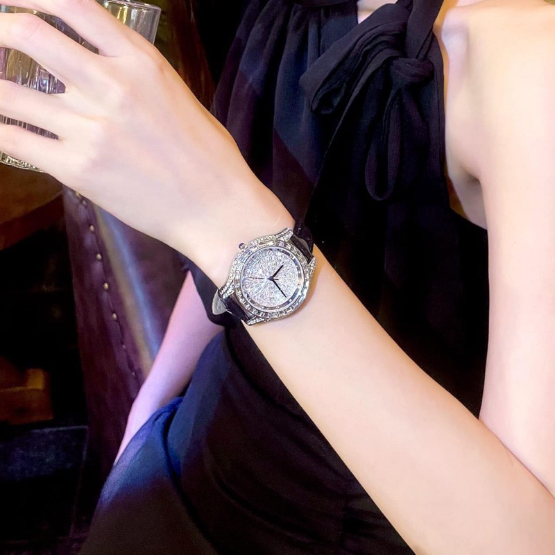 Đồng hồ nữ Scottie đá sáng sang trọng Mai Luxury Watch  SC 9355