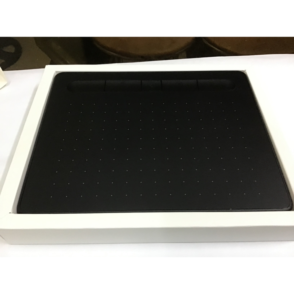 Bảng vẽ Wacom intuos size M ,