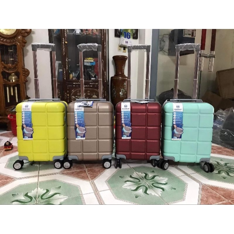 Vali size 16 hàng công ty Hùng Phát chính hãng, nhỏ gọn