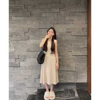 VA626 ĐẦM MIDI CỔ TRÒN 3 LỖ 3M