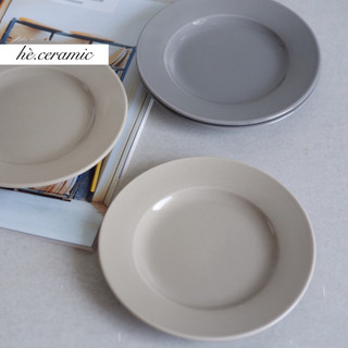 HÈ.CERAMIC / Dĩa gốm viền trong phong cách đơn giản màu xám, màu kem. Dĩa gốm size nhỏ hàn quốc màu sắc tối giản.