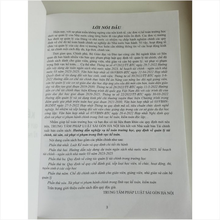 Sách - Hướng Dẫn Nghiệp Vụ Kế Toán Trường Học, Quy Định Về Quản Lý Tài Chính, Tài Sản, Xử Phạt Vi Phạm