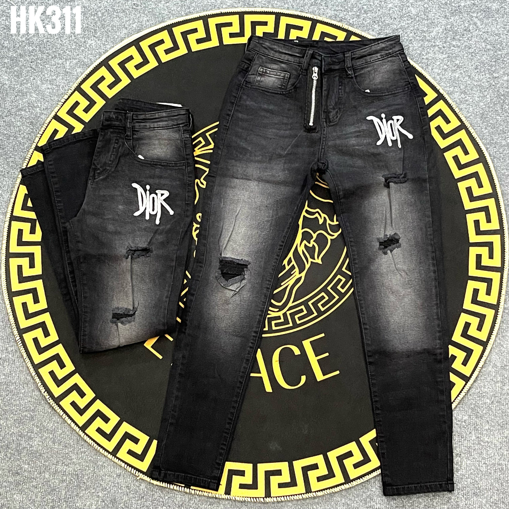 Quần jeans dài nam cao cấp chất denim màu đen dày dặn in chữ kèm phụ kiện khóa phá cách YUKI OUTFIT 323 | BigBuy360 - bigbuy360.vn