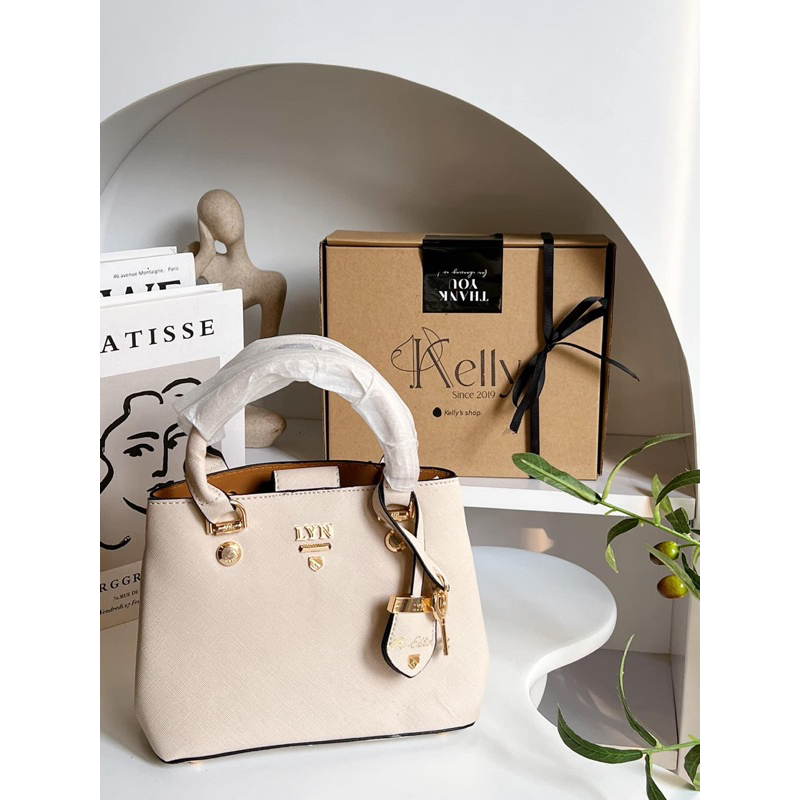 Túi l y n sang trọng