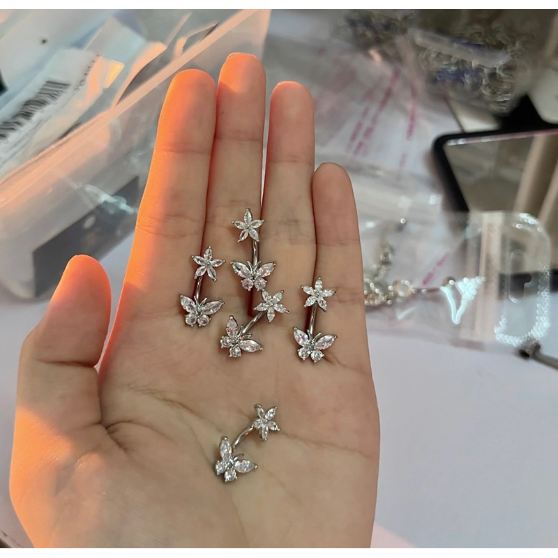 Khuyên Rốn Bưm Bứm Đá Sáng Siêu Xinh 🧚‍♂️