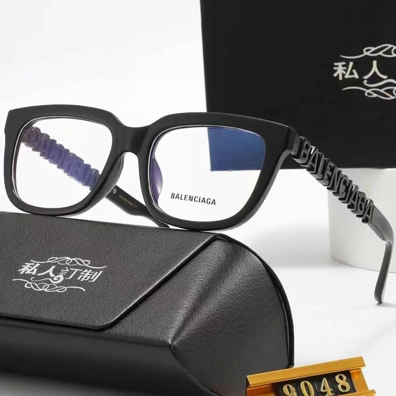 Gọng Kính Vuông Chữ Balencia B Hot Mẫu Mới Màu Đen Hot