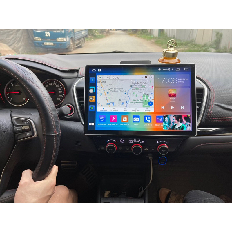 Màn Hình DVD Android Ô Tô 0LEDPR0 PREMIUM 13 inch liền cam 360 hàng cao cấp 2023-Tặng Vietmap S2