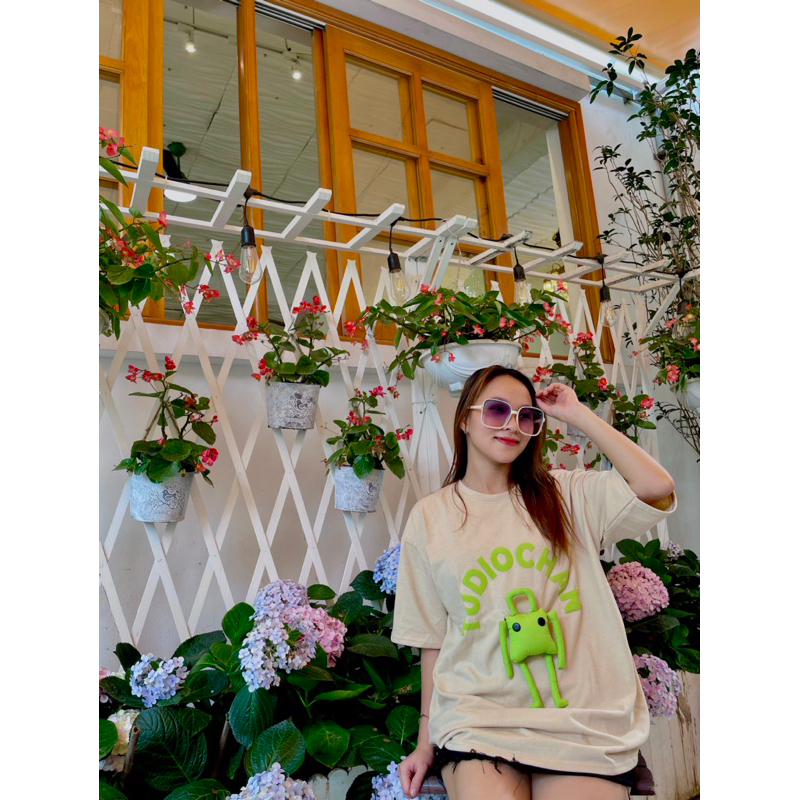 Áo phông TUDIOCHAN đính gấu bông xanh to siêu hot hàng loại đ