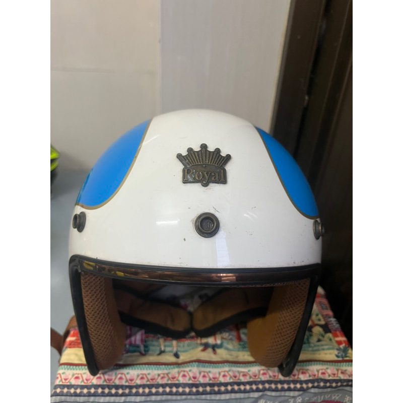 Nón bảo hiểm 3/4 royal m20c đã qua sử dụng chính hãng 100%