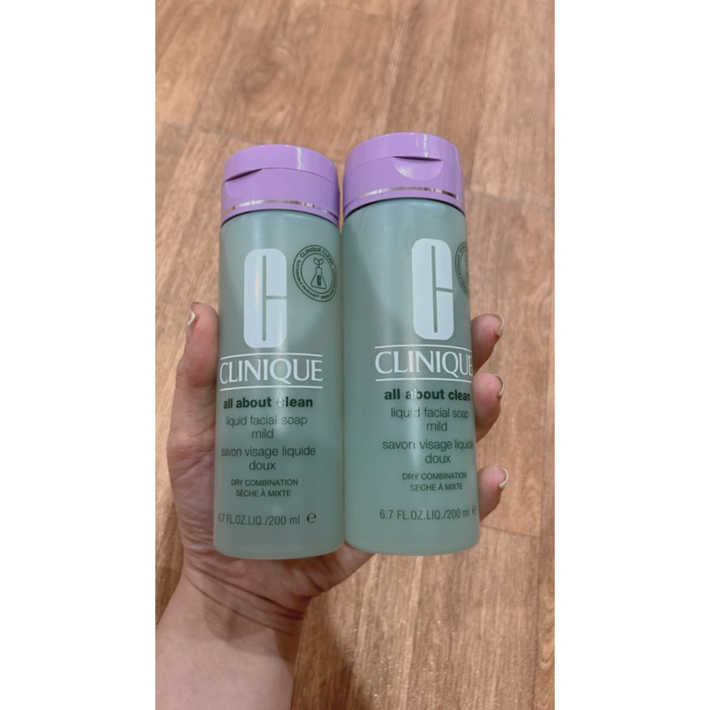 SỮA RỬA MẶT XANH CLINIQUE _nắp tím