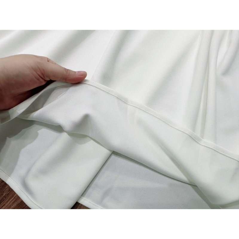 Đầm trắng midi sát nách dáng dài