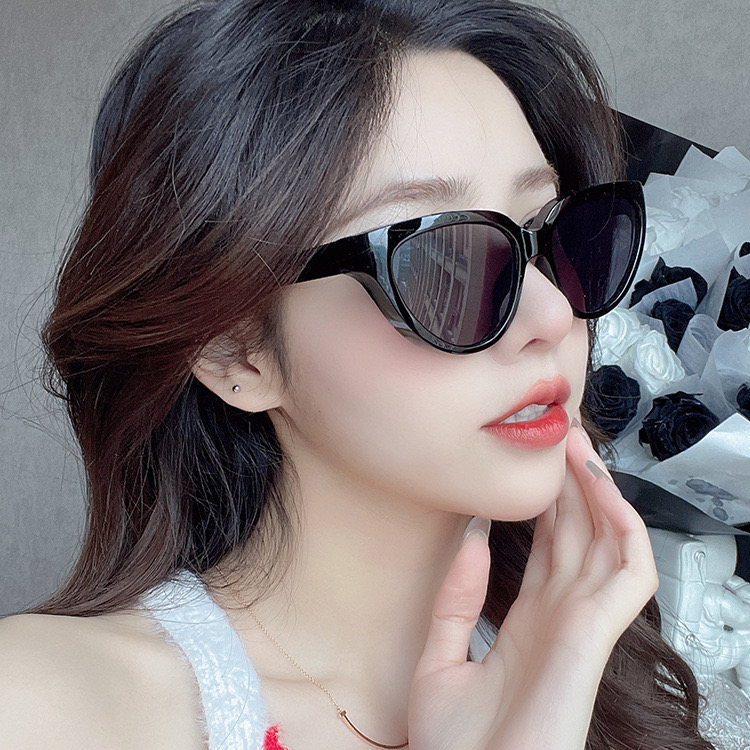 Kính râm mắt mèo retro thời thượng, hiphop style