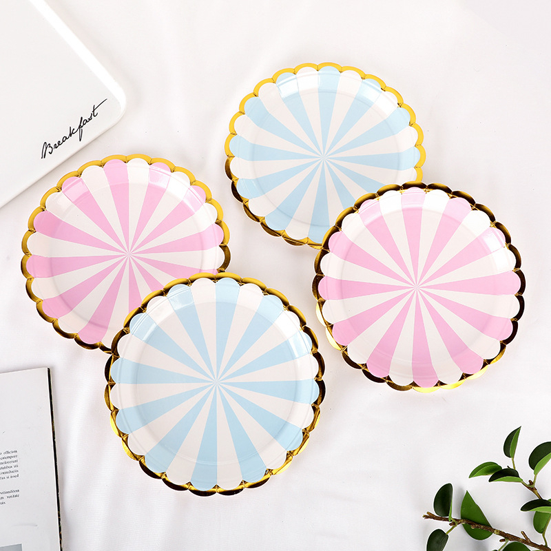 Set 10 cốc hoặc 10 đĩa kẻ sọc ép kim trang trí bàn tiệc sinh nhật
