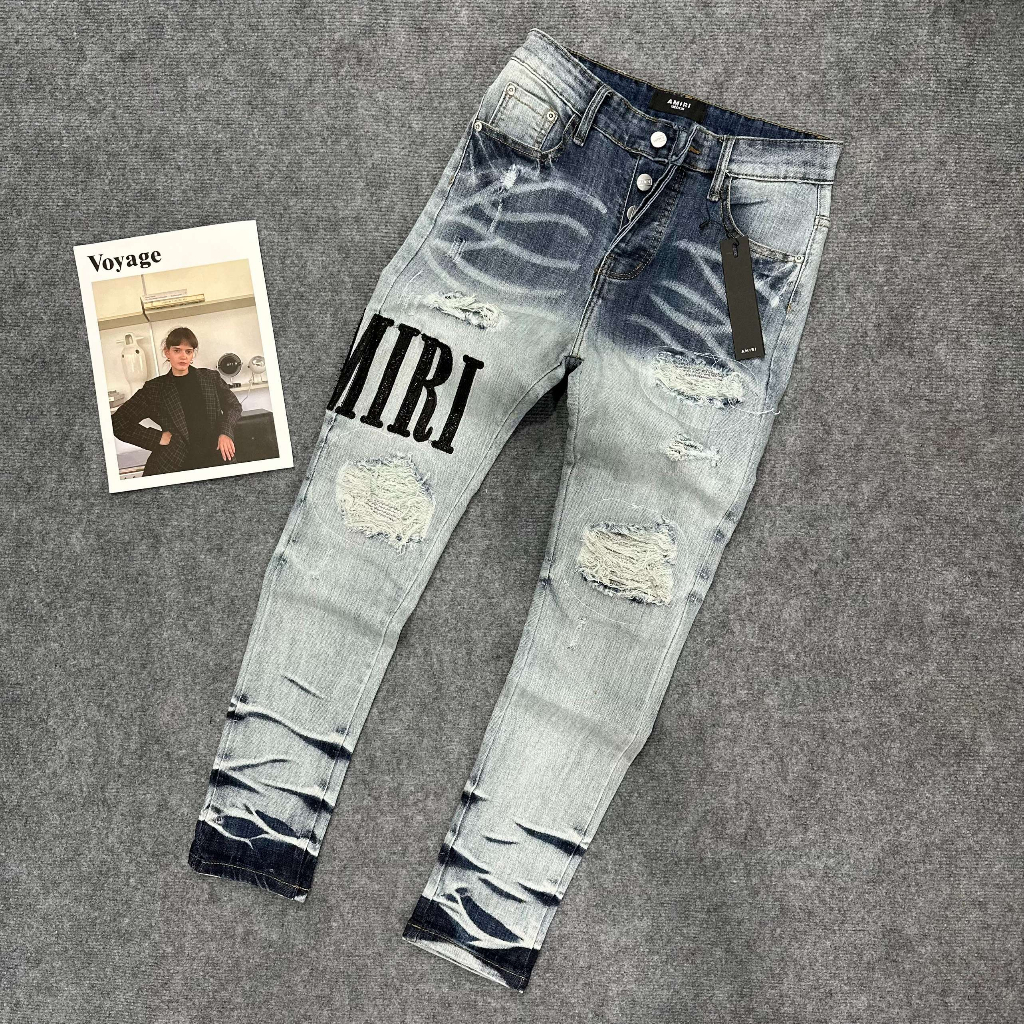 Quần jeans nam Amiri CD014 Xanh đậm vá da đen,chất liệu dehim co giãn 4 chiều,form sninky,Size 28/32.