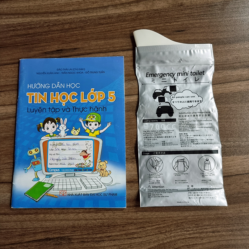 Túi Đựng Nước Tiểu Unisex. Túi ói khẩn cấp trên xe ô tô. Dung tích 700ml