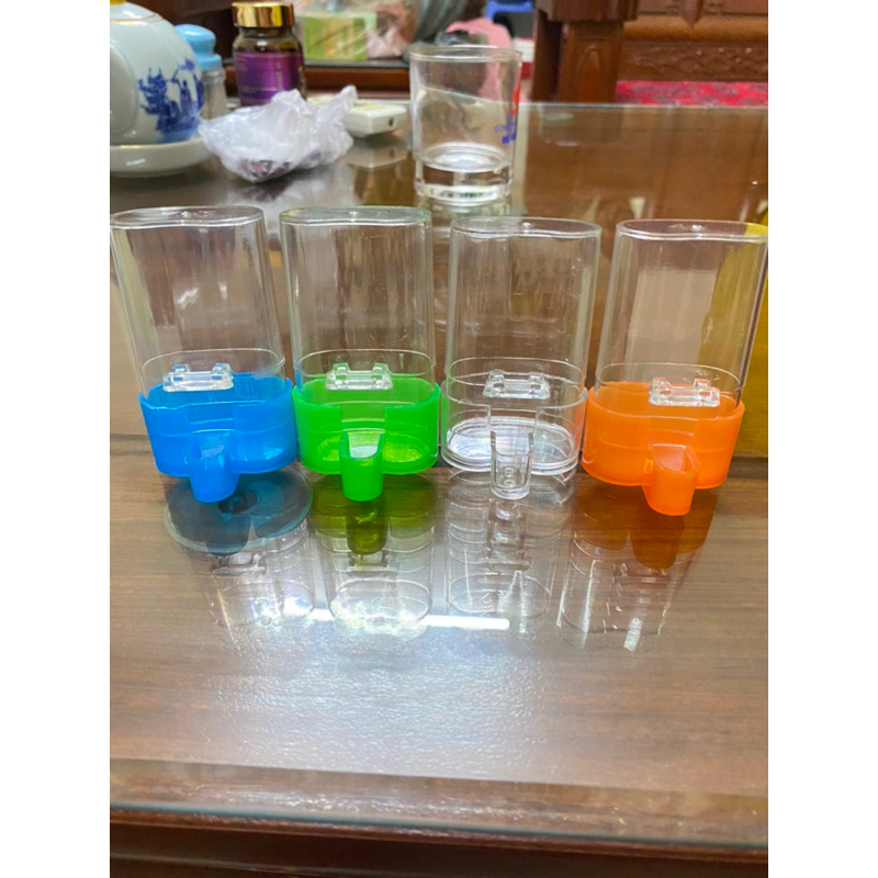 Cóng uống nước mica cho Vành Khuyên