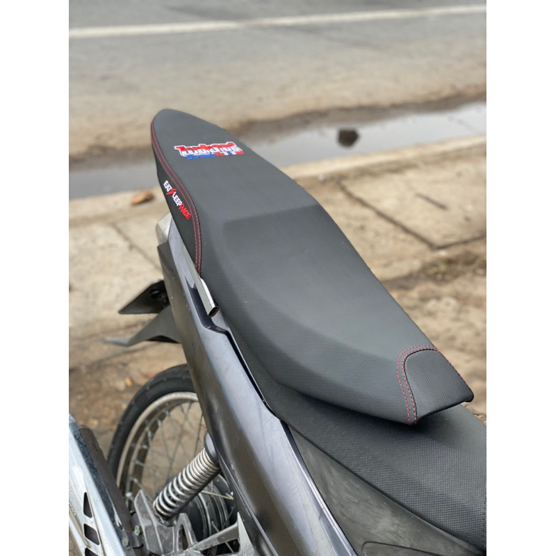 Da yên  chữ thái  cho satria