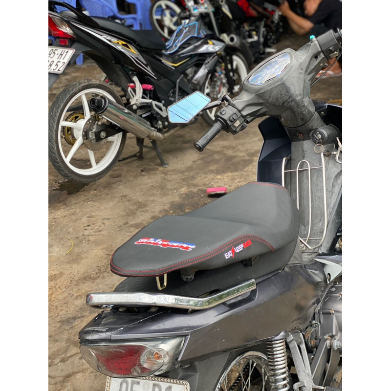 Da yên  chữ thái  cho satria