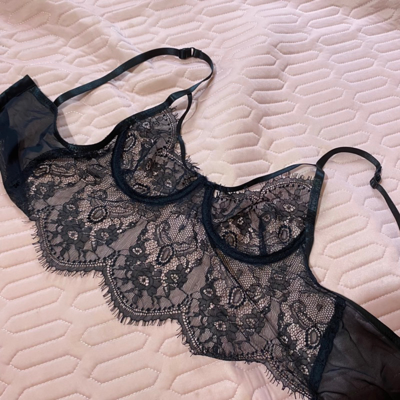 Pass áo bralette nhiều hãng