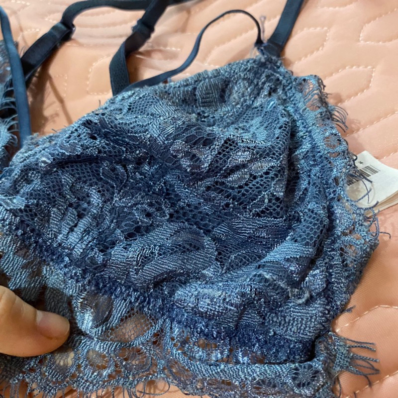 Pass áo bralette nhiều hãng