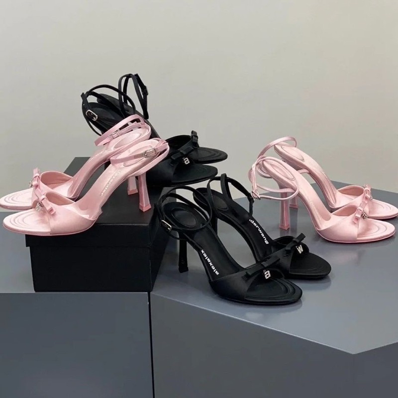 Giày cao gót Alexanderwag quai mảnh 2023