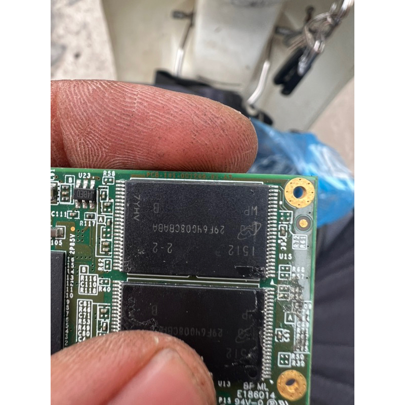 ssd 32 gb sk trên 90 % | BigBuy360 - bigbuy360.vn