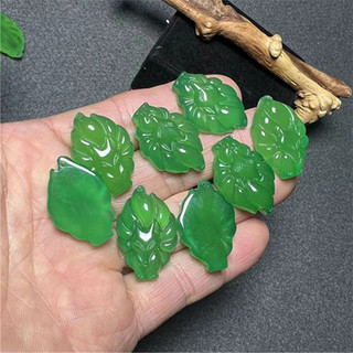 Dây chuyền hồ ly chín đuôi xòe màu xanh, vàng, trắng , đỏ