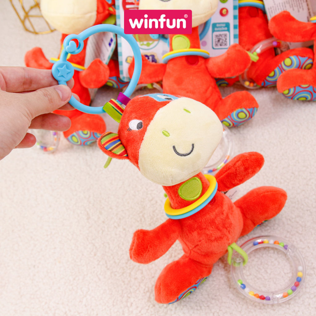 Đồ chơi thú bông treo xe đẩy Winfun 0117 - kích thích thị giác, tư duy màu sắc cho trẻ sơ sinh