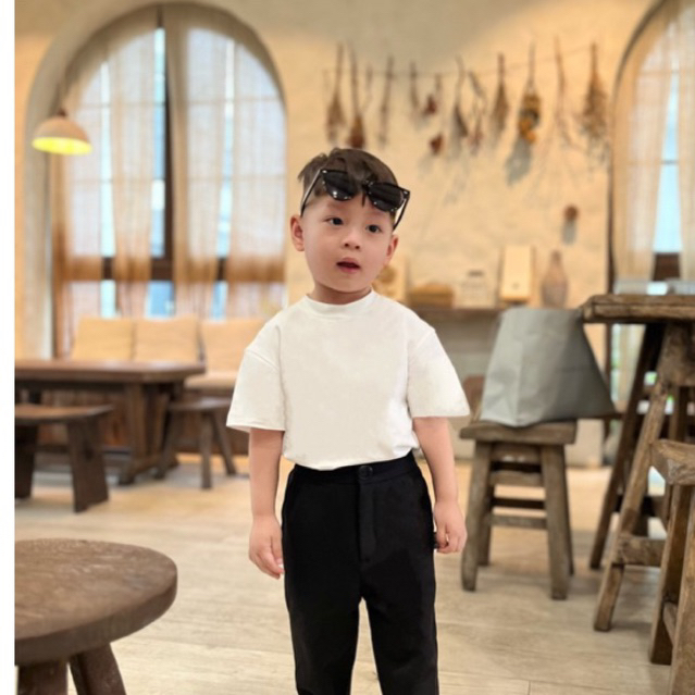 Áo thun trắng cotton cho bé