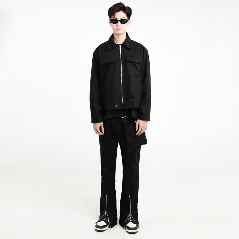 MUZE KAKI CROPPED JACKET // BLACK // Áo Khoác Dây Kéo