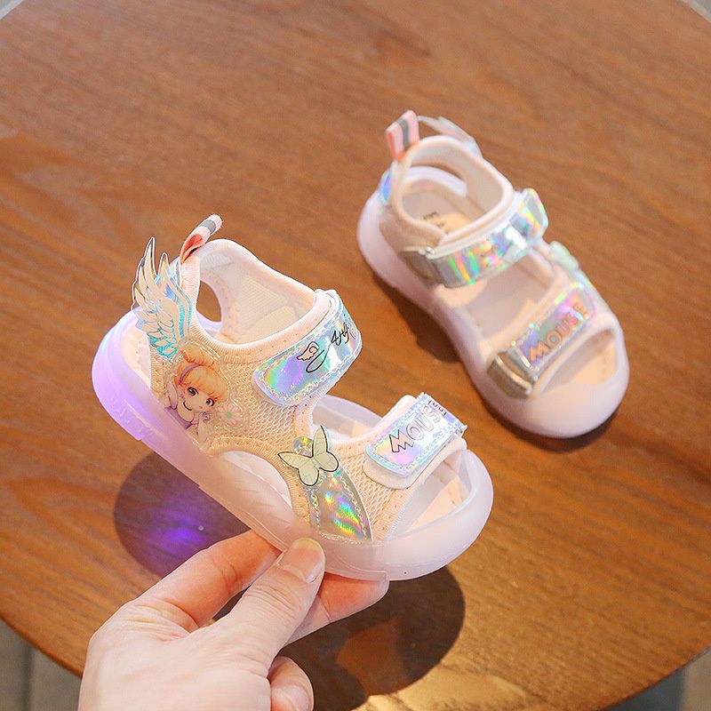Sandal bé gái họa tiết công chúa đế cao su dẻo mềm có phát sáng