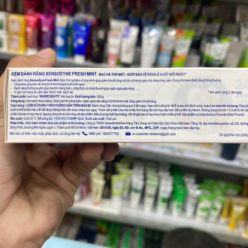Kem đánh răng Sensodyne giảm ê buốt và bảo vệ răng 100g