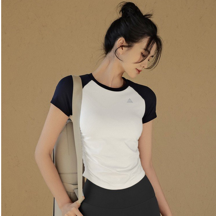 Áo raglan Fitme cổ tròn croptop ôm dáng baby tee ATNRL